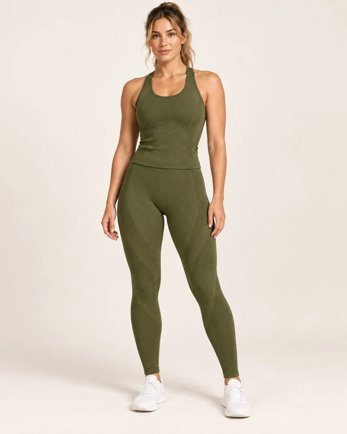 Model wearing StudioSoft 7/8 Legging